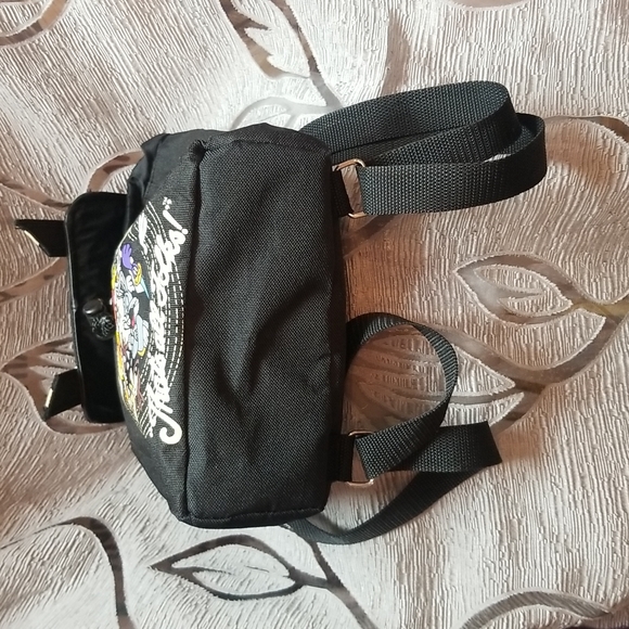 Warner Bros. Looney Tunes Backpack - Picture 6 of 6